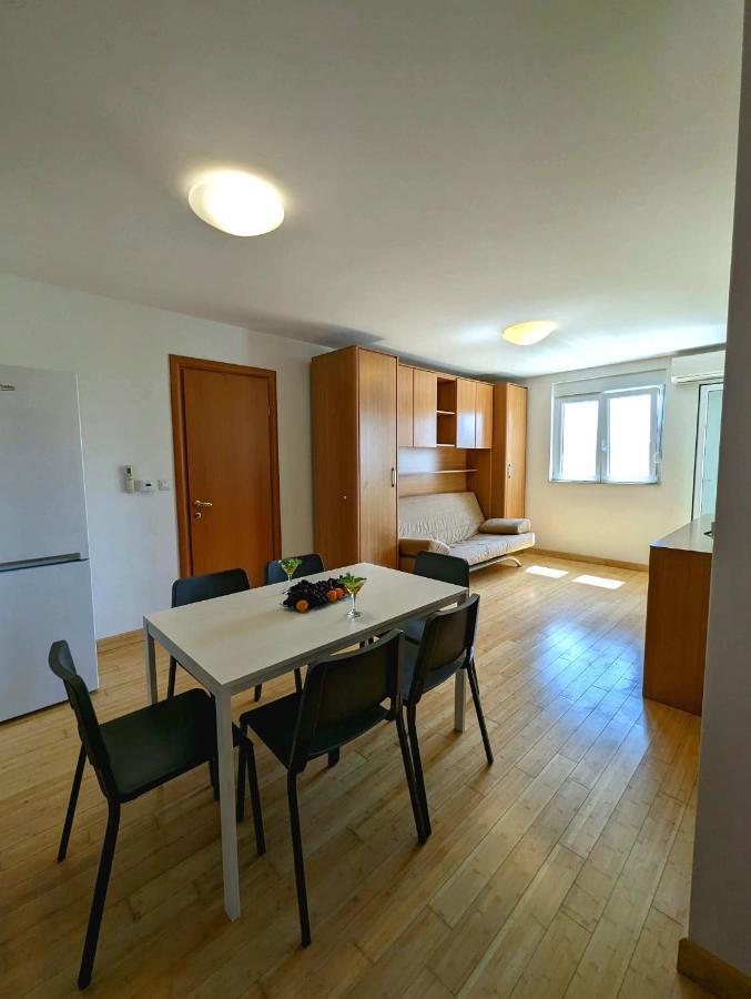 City Apartment Omiš Kültér fotó